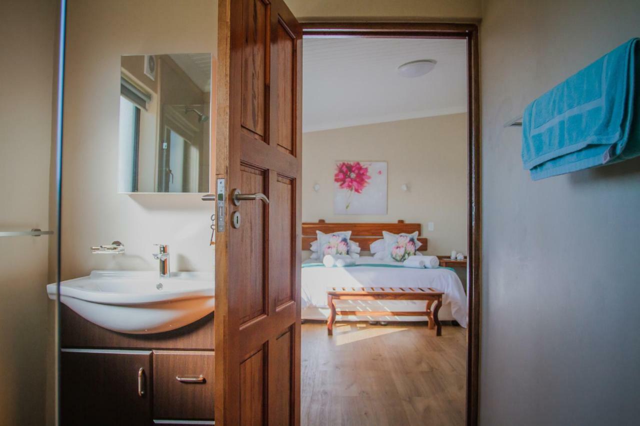 Melk Houte Bosch Guest Farm Hotel สเวลเลนดาม ภายนอก รูปภาพ